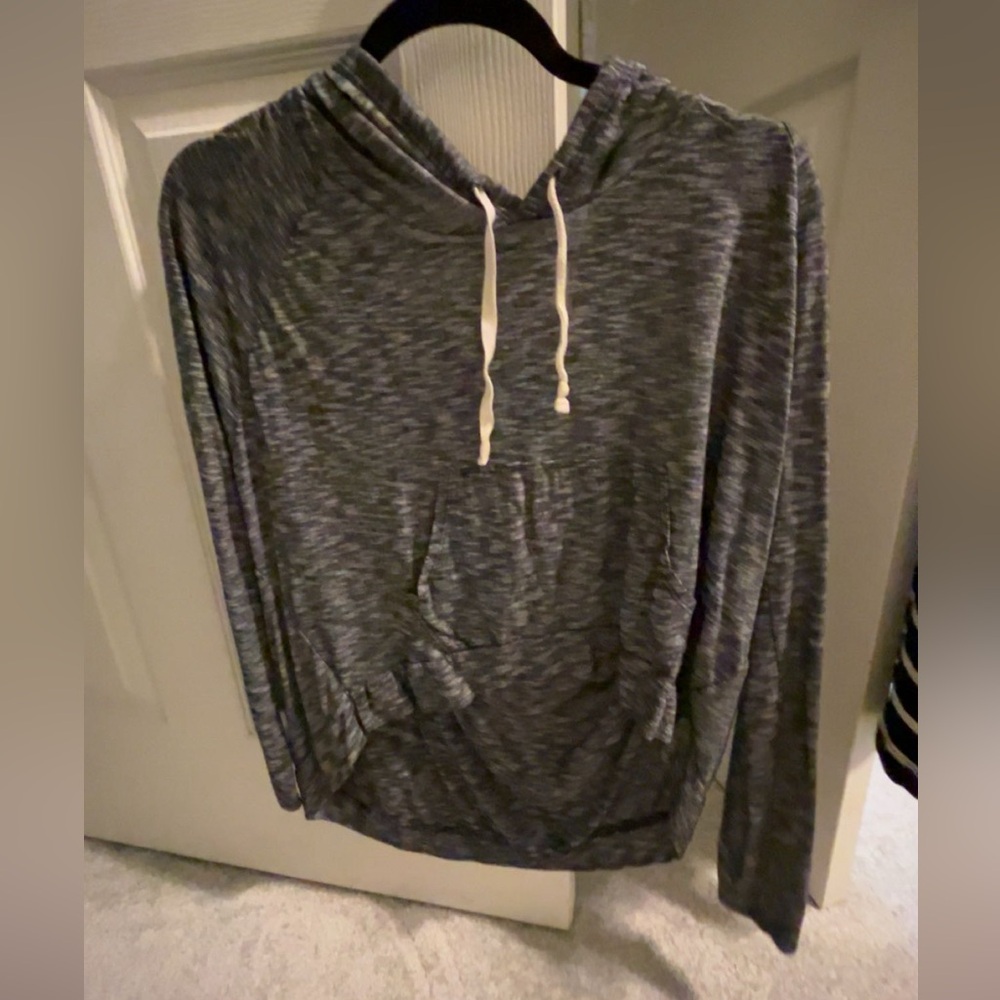 Thin grey Hollister sweatshirt